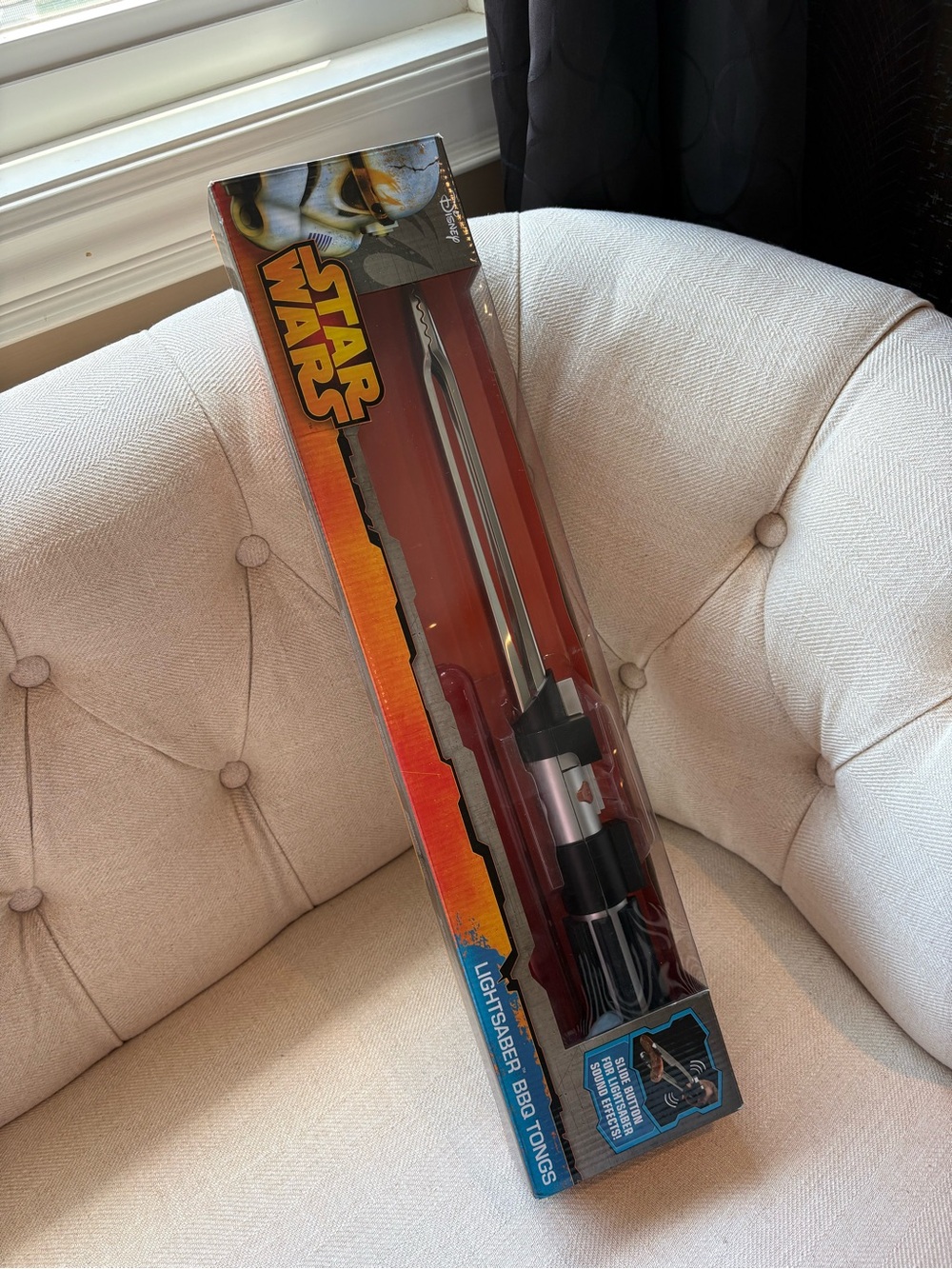Star Wars Lightsaber
BBQ Grilling Cook Tongs Saber Rebels Clone Wars - Picture 3 of 9